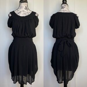 Tofu crepe tie-waist cold shoulder blouson dress size XS extra small